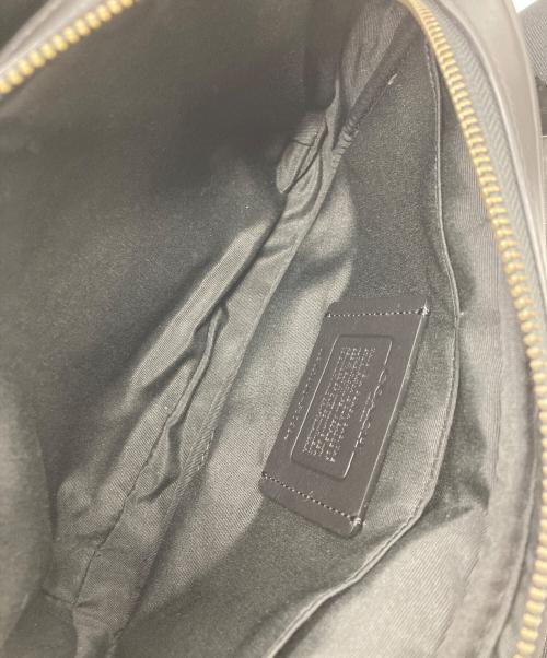 COACH（コーチ）COACH (コーチ) ボディーバッグ ブラックの古着・服飾アイテム
