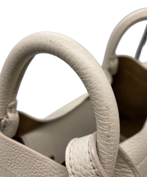 MaxMara（マックスマーラ）MaxMara (マックスマーラ) カーフレザースモールマリンバッグ ベージュの古着・服飾アイテム