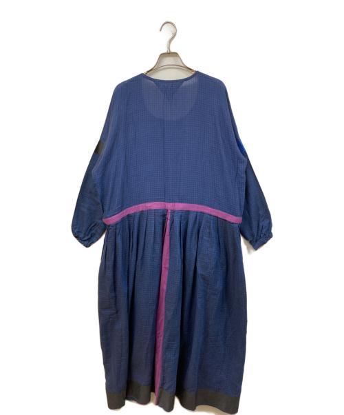 ISSEY MIYAKE（イッセイミヤケ）ISSEY MIYAKE (イッセイミヤケ) チェックワンピース ネイビー サイズ:サイズ表記なしの古着・服飾アイテム