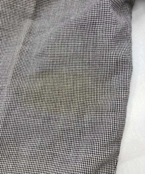 I.S. ISSEY MIYAKE（イッセイ ミヤケ）I.S. ISSEY MIYAKE (イッセイ ミヤケ) リネン混テーパードパンツ グレー サイズ:9の古着・服飾アイテム