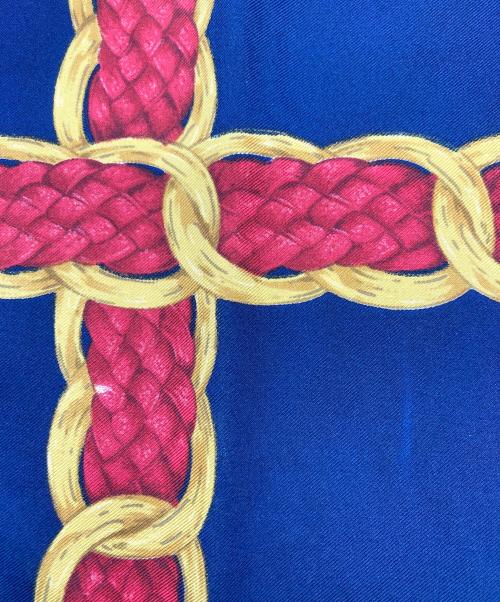 CHANEL（シャネル）CHANEL (シャネル) チェーン柄シルクスカーフ ネイビーの古着・服飾アイテム