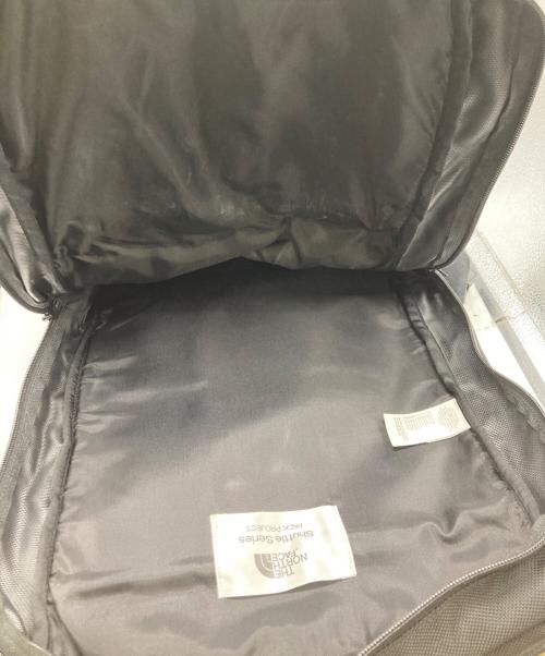 THE NORTH FACE（ザ ノース フェイス）THE NORTH FACE (ザ ノース フェイス) シャトルデイパック ブラックの古着・服飾アイテム