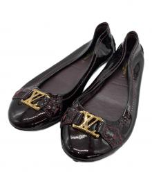 LOUIS VUITTON（ルイ ヴィトン）の古着「パテントドライビングシューズ」｜ブラウン