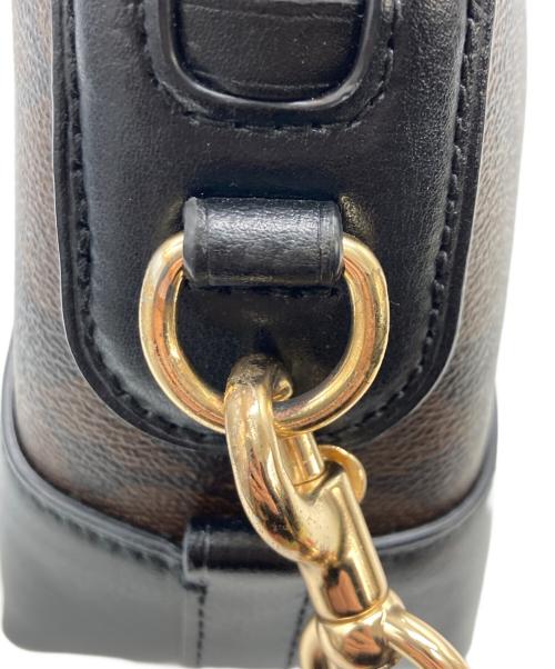 COACH（コーチ）COACH (コーチ) シグネチャー ショルダーバッグ ブラウンの古着・服飾アイテム