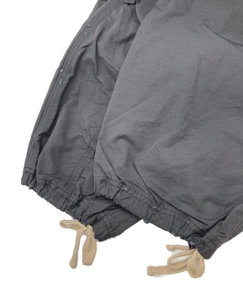 DANKE SCHON（ダンケ シェーン）DANKE SCHON (ダンケ シェーン) ボンティングジップカーゴパンツ ブラック サイズ:	SIZE Lの古着・服飾アイテム