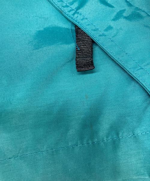 Columbia（コロンビア）Columbia (コロンビア) マウンテンパーカー ブラック×グリーン サイズ:Mの古着・服飾アイテム