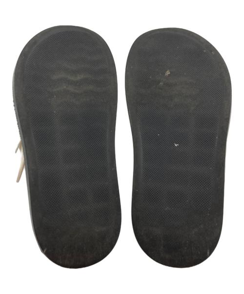 MOHI（モヒ）MOHI (モヒ) 2ベルトフラットサンダル アイボリー サイズ:SIZE 23.5cmの古着・服飾アイテム