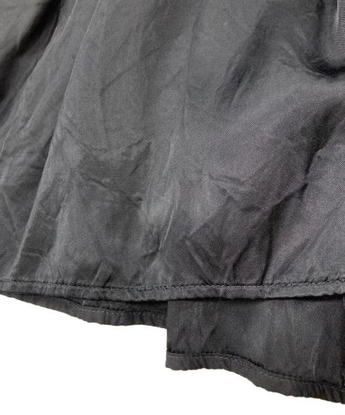 MM6 Maison Margiela（エムエムシックスメゾンマルジェラ）MM6 Maison Margiela (エムエムシックスメゾンマルジェラ) プリーツサテンマキシスカート ブラック サイズ:40の古着・服飾アイテム