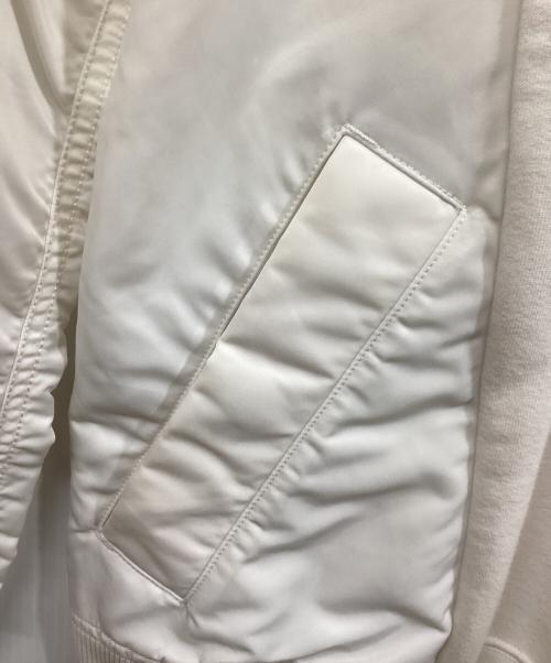 NIKE（ナイキ）NIKE (ナイキ) sacai (サカイ) NRG HOODY 再構築 フーディー ドッキング パーカー アイボリー サイズ:	SIZE Mの古着・服飾アイテム