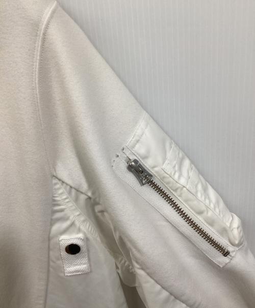 NIKE（ナイキ）NIKE (ナイキ) sacai (サカイ) NRG HOODY 再構築 フーディー ドッキング パーカー アイボリー サイズ:	SIZE Mの古着・服飾アイテム