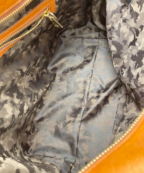 aniary（アニアリ）aniary (アニアリ) カモフラ柄裏地レザー トートバッグ オレンジの古着・服飾アイテム