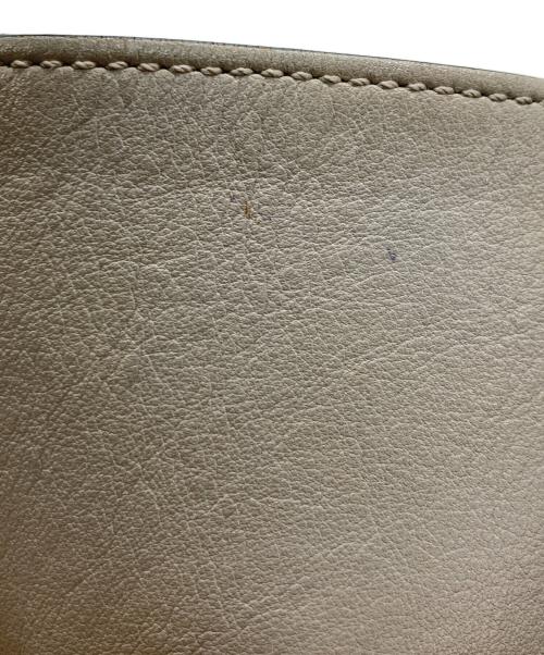 TOD'S（トッズ）TOD'S (トッズ) バケツレザートートバッグ ベージュの古着・服飾アイテム
