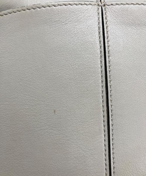 TOD'S（トッズ）TOD'S (トッズ) バケツレザートートバッグ ベージュの古着・服飾アイテム