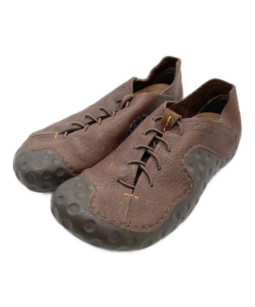 CLARKS（クラークス）CLARKS (クラークス) スリッポン ブラウン サイズ:SIZE 7(25~25.5)の古着・服飾アイテム