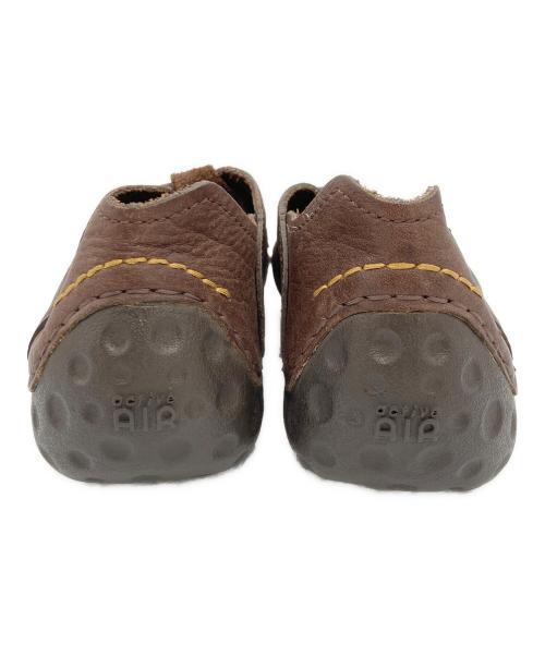 CLARKS（クラークス）CLARKS (クラークス) スリッポン ブラウン サイズ:SIZE 7(25~25.5)の古着・服飾アイテム