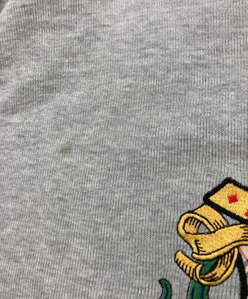 Burberry's（バーバリー）Burberry's (バーバリー) エンブレムロゴスウェット グレー. サイズ:	SIZE XLの古着・服飾アイテム