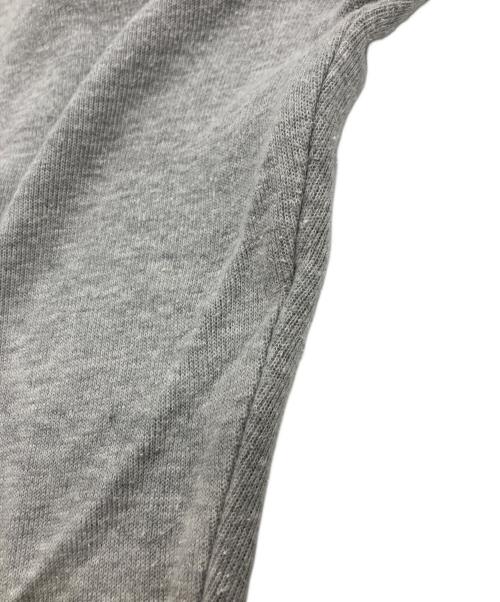 Burberry's（バーバリー）Burberry's (バーバリー) エンブレムロゴスウェット グレー. サイズ:	SIZE XLの古着・服飾アイテム