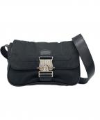 Matin Kimマーティン・キム）の古着「MINI BUCKLE BAG」｜ブラック