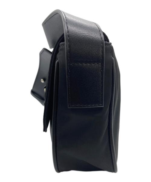 Matin Kim（マーティン・キム）matin kim (マーティン・キム) MINI BUCKLE BAG ブラックの古着・服飾アイテム