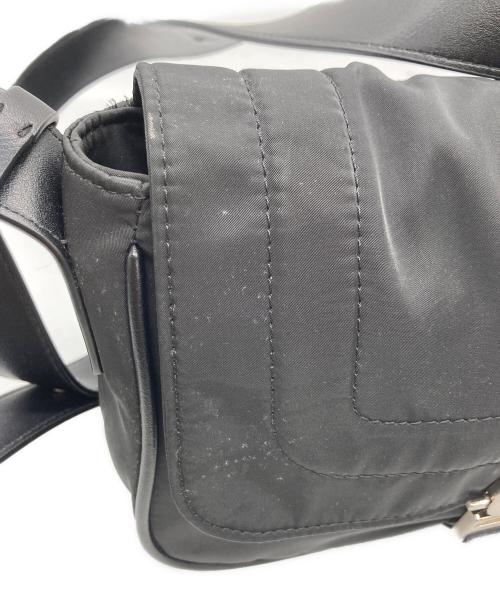 Matin Kim（マーティン・キム）matin kim (マーティン・キム) MINI BUCKLE BAG ブラックの古着・服飾アイテム