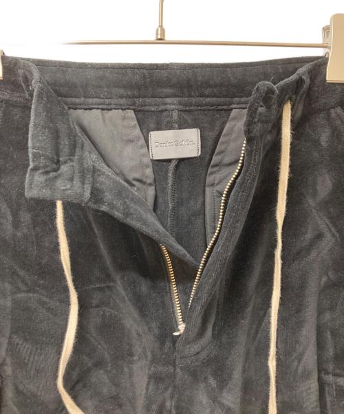 DANKE SCHON（ダンケ シェーン）Danke schon (ダンケ シェーン) WFACE VELOUR FLARE CARGO PANTS ブラック サイズ:Sの古着・服飾アイテム