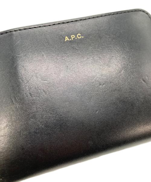 A.P.C.（アーペーセー）A.P.C. (アーペーセー) EMMANUEL ZIP WALLET ブラックの古着・服飾アイテム