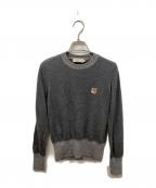 maison kitsuneメゾンキツネ）の古着「FOX HEAD PATCH ウール ニット」｜グレー