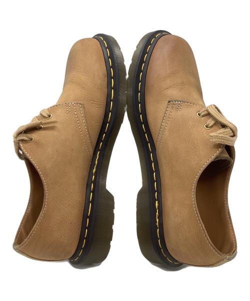 Dr.Martens（ドクターマーチン）Dr.Martens (ドクターマーチン) Tanプレーントゥシューズ ベージュ サイズ:7の古着・服飾アイテム