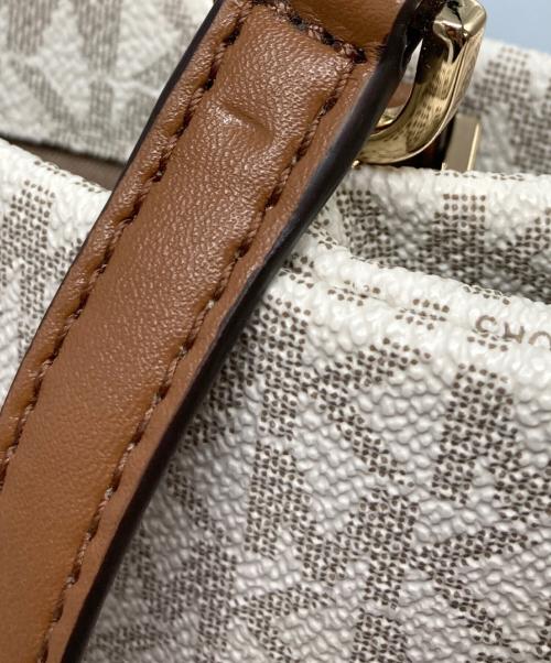 MICHAEL KORS（マイケル・コース）MICHAEL KORS (マイケル・コース) MIRELLA MD EW TOTE 2wayバッグ ベージュの古着・服飾アイテム