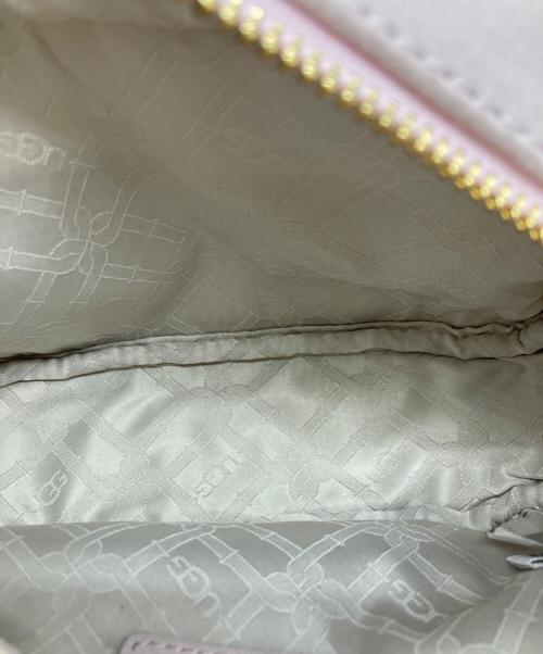 UGG（アグ）UGG (アグ) JANEY CROSBDY SHEEPSKIN ピンクの古着・服飾アイテム