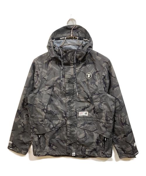 Aape BY A BATHING APE（エーエイプ バイ アベイシングエイプ）AAPE BY A BATHING APE (エーエイプ バイ アベイシングエイプ) カモフラマウンテンパーカー グレー サイズ:	SIZE Mの古着・服飾アイテム