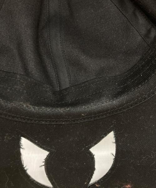 masu（エムエーエスユー）masu (エムエーエスユー) vampire capビジューキャップ ブラックの古着・服飾アイテム