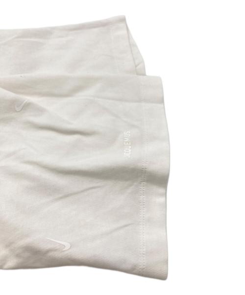 NIKE（ナイキ）NIKE (ナイキ) jacquemus (ジャックムス) Logo T-Shirt ホワイト サイズ:	SIZE XSの古着・服飾アイテム
