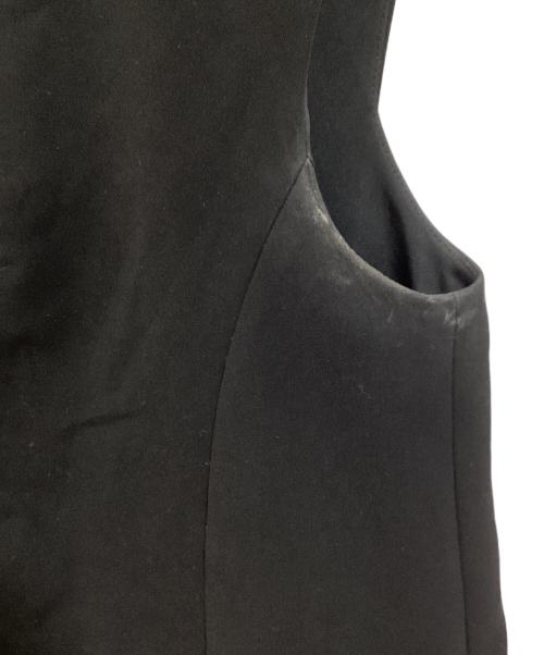 FOXEY NEWYORK（フォクシーニューヨーク）FOXEY NEWYORK (フォクシーニューヨーク) ノースリーブ・キャミソールワンピース ブラック サイズ:	SIZE 40の古着・服飾アイテム