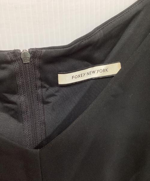 FOXEY NEWYORK（フォクシーニューヨーク）FOXEY NEWYORK (フォクシーニューヨーク) ノースリーブ・キャミソールワンピース ブラック サイズ:	SIZE 40の古着・服飾アイテム