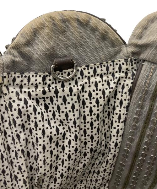 JAMIN PUECH（ジャマンピュエッシュ）JAMIN PUECH (ジャマンピュエッシュ) レザーコード刺繍バッグ グレーの古着・服飾アイテム