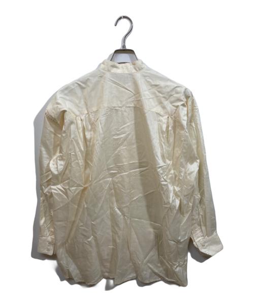 ISSEY MIYAKE MEN（イッセイミヤケメン）ISSEY MIYAKE MEN (イッセイミヤケメン) シルクバンドカラーシャツ ベージュ サイズ:SIZE Mの古着・服飾アイテム
