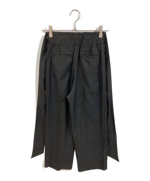 UN3D.（アンスリード）UN3D. (アンスリード) クロップドラップパンツ ブラック サイズ:SIZE 36の古着・服飾アイテム