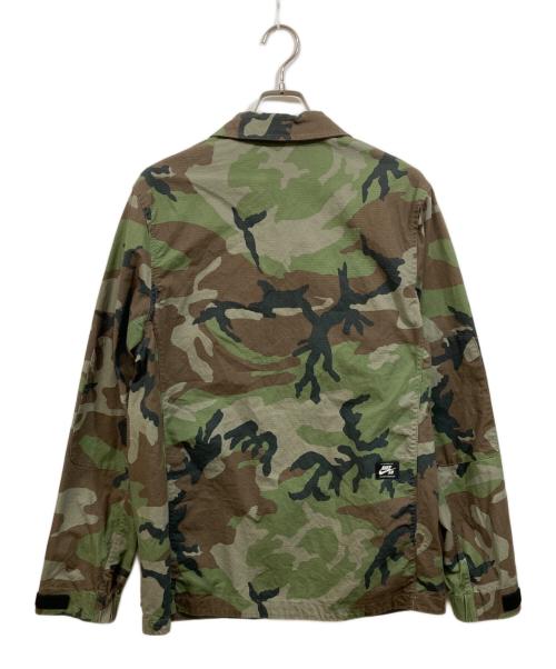 NIKE（ナイキ）NIKE (ナイキ) カモフラジャケット グリーン サイズ:	SIZE Mの古着・服飾アイテム