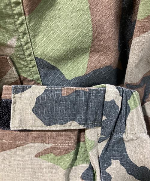 NIKE（ナイキ）NIKE (ナイキ) カモフラジャケット グリーン サイズ:	SIZE Mの古着・服飾アイテム