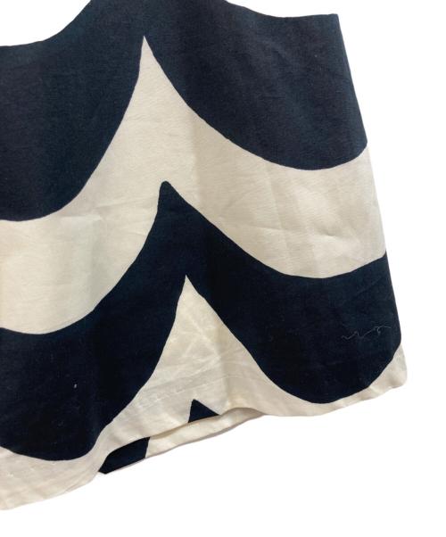 marimekko（マリメッコ）marimekko (マリメッコ) ワンピース ホワイト×ブラック サイズ:	SIZE 40の古着・服飾アイテム