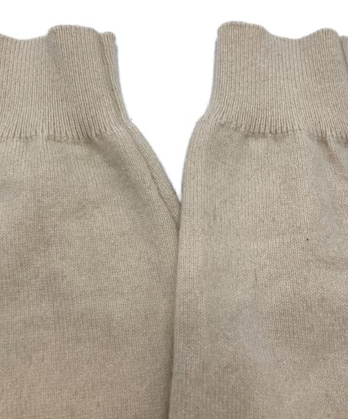 Yonetomi（ヨネトミ）Yonetomi (ヨネトミ) RIGID CASHMERE KNIT SWEATER アイボリー サイズ:2の古着・服飾アイテム