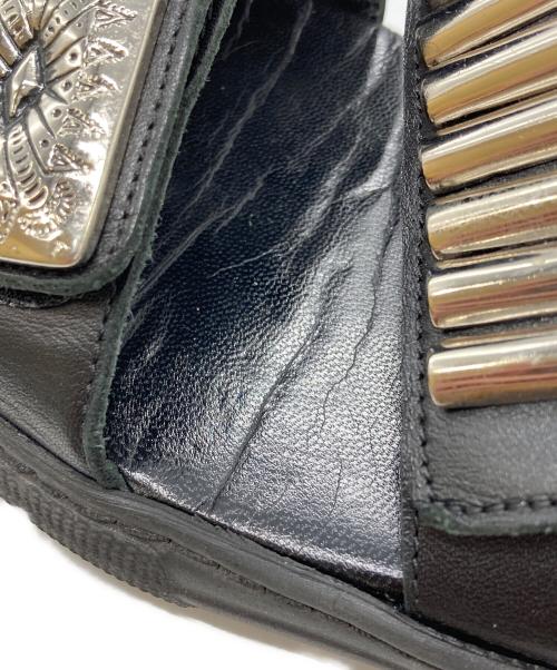 TOGA PULLA（トーガ プルラ）TOGA PULLA (トーガ プルラ) METAL SNEAKER SANDALS ブラック サイズ:SIZE 40の古着・服飾アイテム