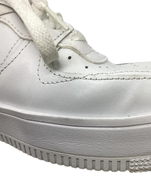 NIKE（ナイキ）NIKE (ナイキ) W AIR FORCE 1 FONTANKA ホワイト サイズ:27.5cmの古着・服飾アイテム
