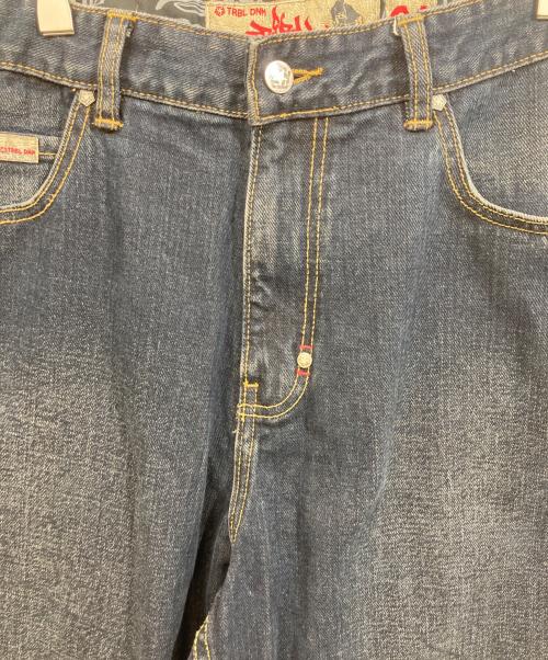 TRIBAL STREET WEAR（トライバル）TRIBAL STREET WEAR (トライバル) デニムパンツ インディゴ サイズ:SIZE 34の古着・服飾アイテム