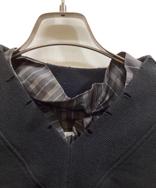 Maison Margiela（メゾンマルジェラ）Maison Margiela (メゾンマルジェラ) デストロイ加工 シャツドッキング Vネックスウェット ブラック サイズ:36の古着・服飾アイテム