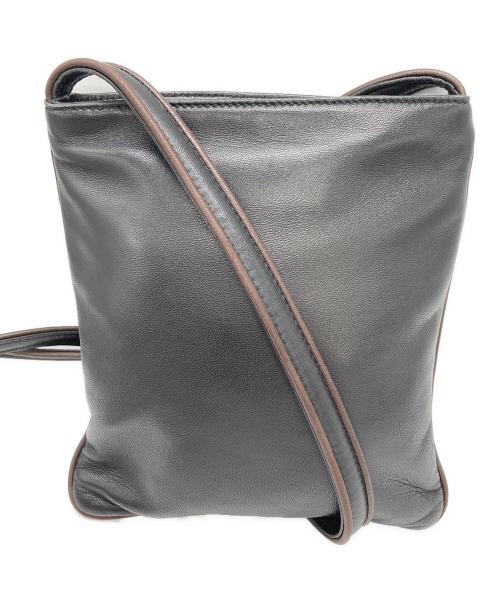 LOEWE（ロエベ）LOEWE (ロエベ) レザーポシェットバッグ ブラックの古着・服飾アイテム