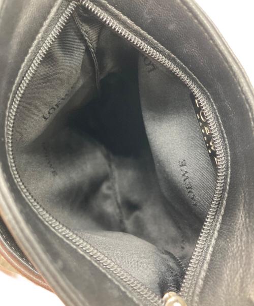 LOEWE（ロエベ）LOEWE (ロエベ) レザーポシェットバッグ ブラックの古着・服飾アイテム