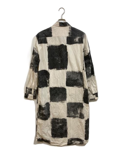 KHOKI（コッキ）khoki (コッキ) ロングシャツ ホワイト×ブラック サイズ:	SIZE 1の古着・服飾アイテム