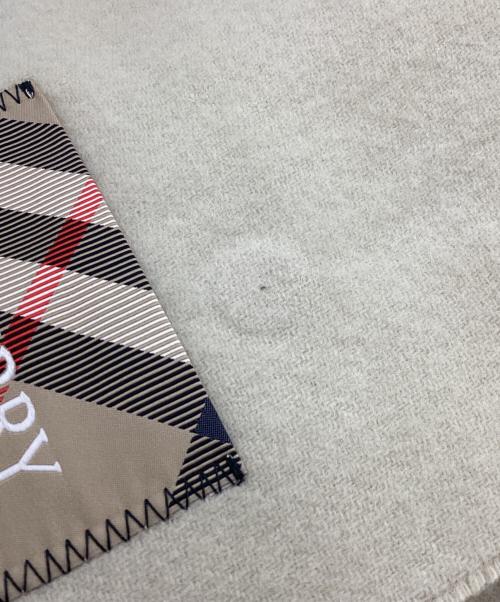 BURBERRY（バーバリー）BURBERRY (バーバリー) フリンジカシミアストール ベージュの古着・服飾アイテム